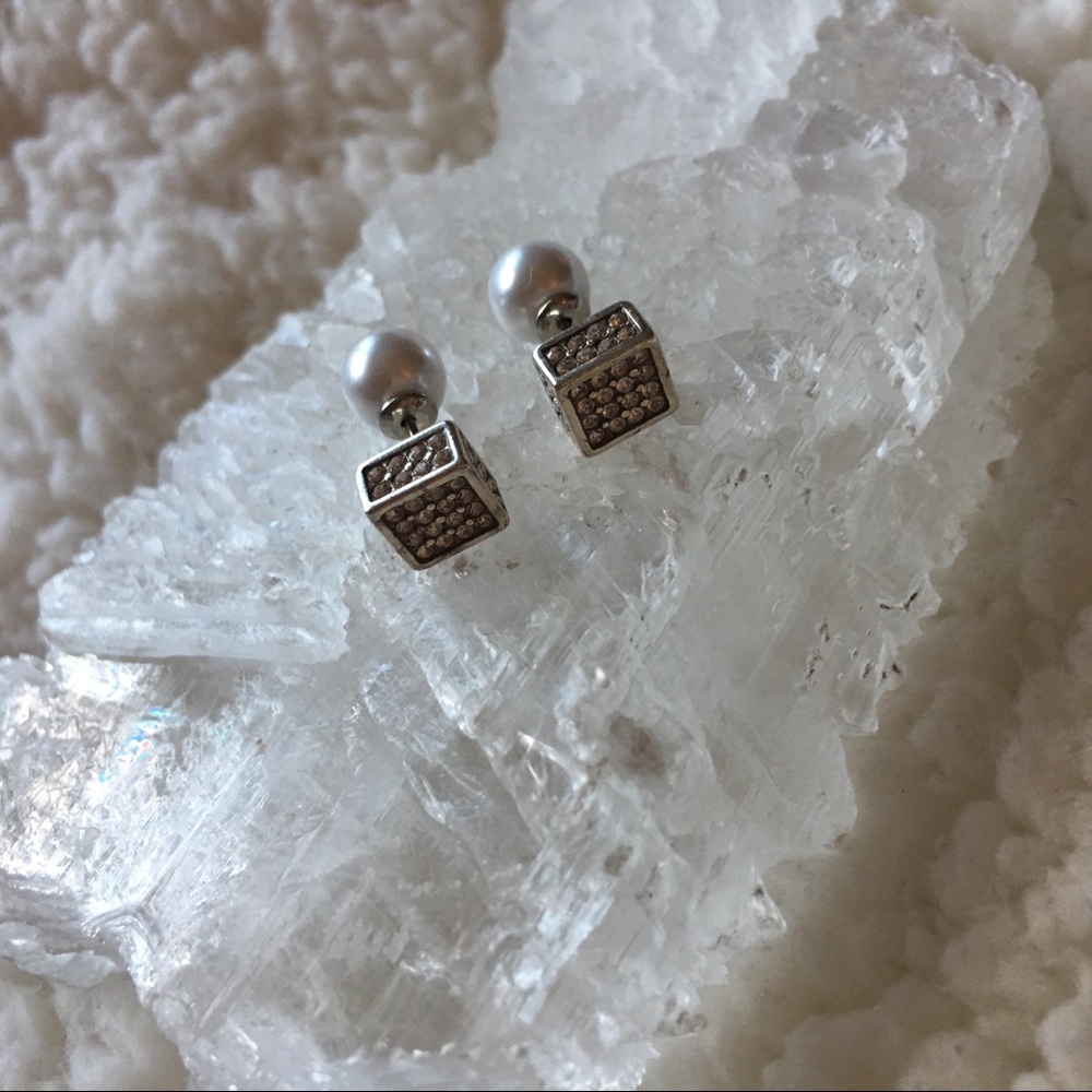 REVERSIBLE BRIGHTON EARRINGS ✨